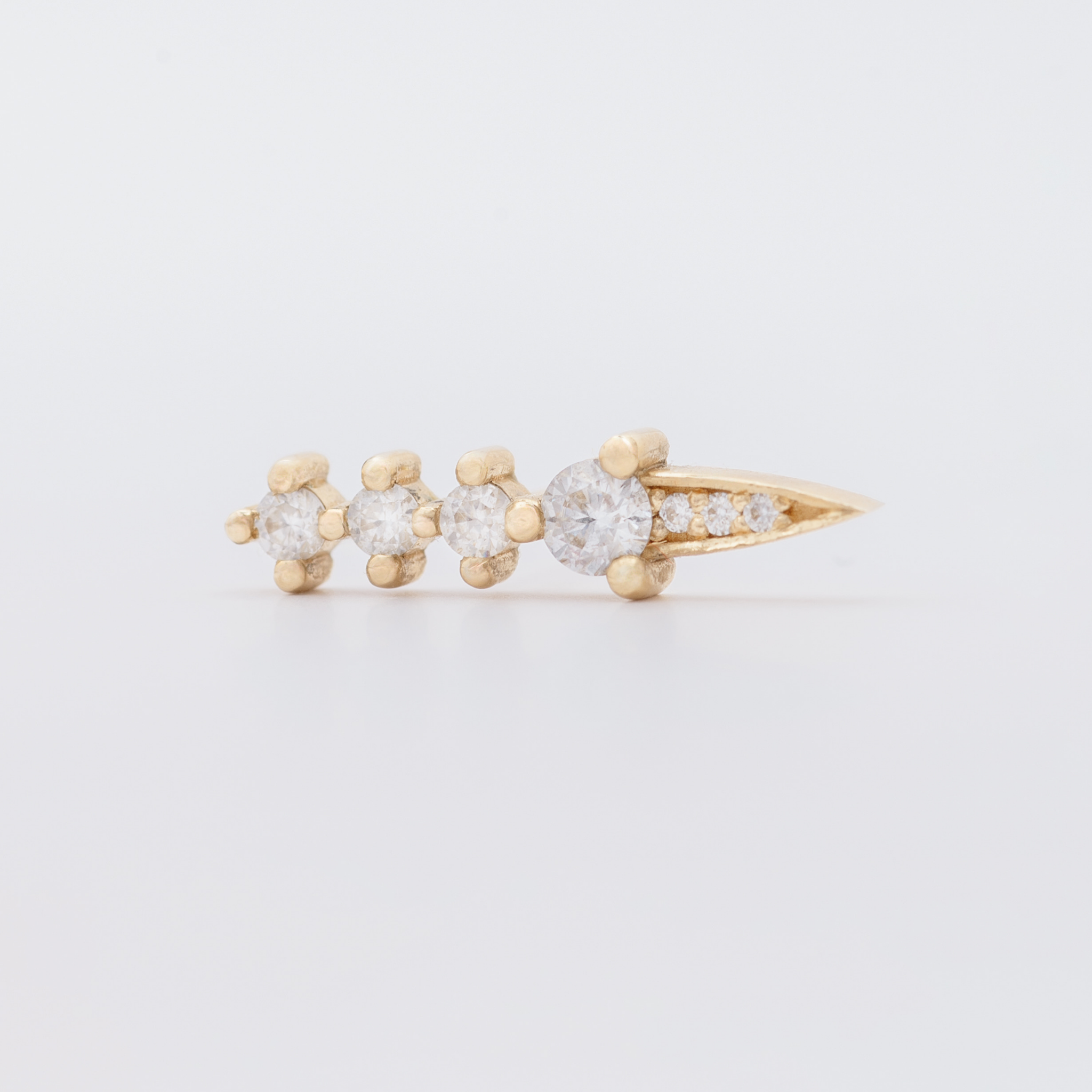 Arrow studs