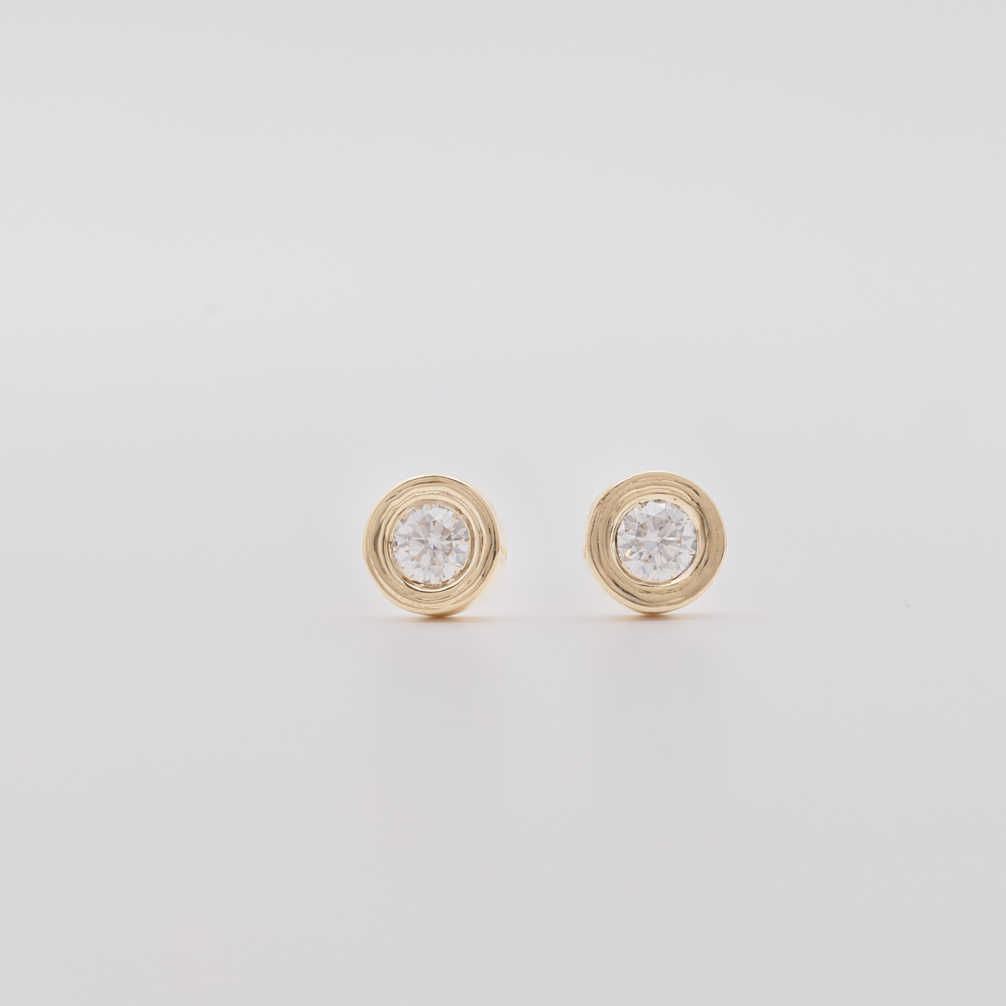 Daisy studs